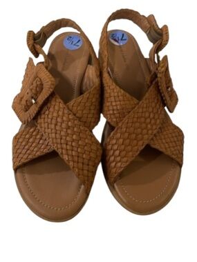 House of Harlow 1960 Tan Woven Strappy Sandals new without tags  7.5